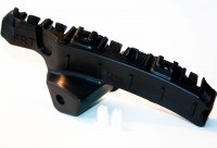 Кронштейн бампера Accent 17-/Solaris 17- переднего на крыло правый