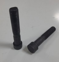 Болт рессоры задней/передней центральный Bongo III