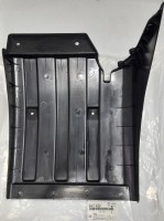 Брызговик Bongo III передний 4WD 1каб. задняя часть левый