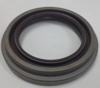 Сальник ступицы Bongo III передней 4WD на привод (56*76*12)